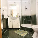 Apartman Marin *