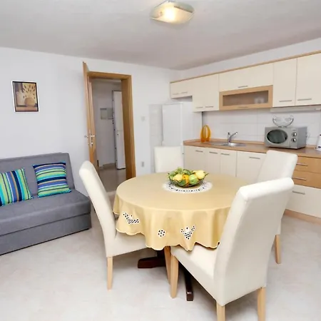 Apartment Marin *