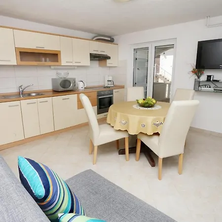 Marin Apartment *